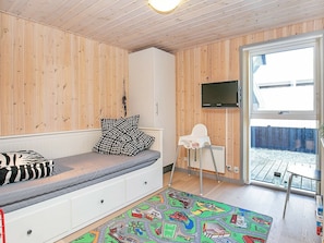 4 Schlafzimmer, Babybetten
