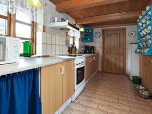 Unclassified image, 5 of 18, button - Whimsical Holiday Home in Rødby With Terrace (Rodby)