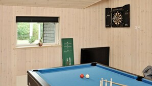 3 bedrooms, cots/infant beds - Gigantic Apartment in Odder With Sauna (Odder)