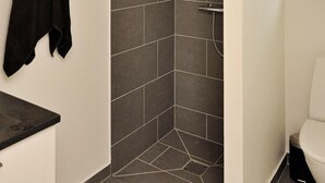 Bathroom - Gigantic Apartment in Odder With Sauna (Odder)