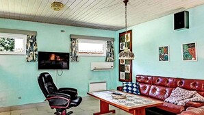 House | Living area - 6 Person Holiday Home in Oksbol (Oksbol)