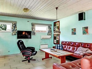 Living area - 6 Person Holiday Home in Oksbol (Oksbol)