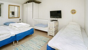 House - 8 Person Holiday Home in Vejby (Vejby)