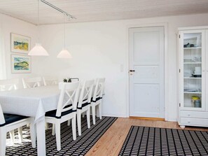 House | Dining - Fabulous Holiday Home in Rømø near Sea (Rømø)