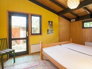 2 bedrooms
