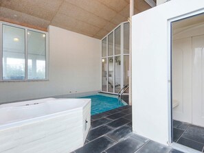 House | Bathroom