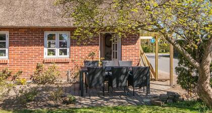 3 Person Holiday Home in Høll Børkop