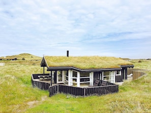 Exterior - Pleasant Holiday Home in Skagen With Terrace (Skagen)