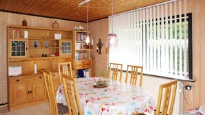 Luokittelematon kuva, 4 kautta 17, painike