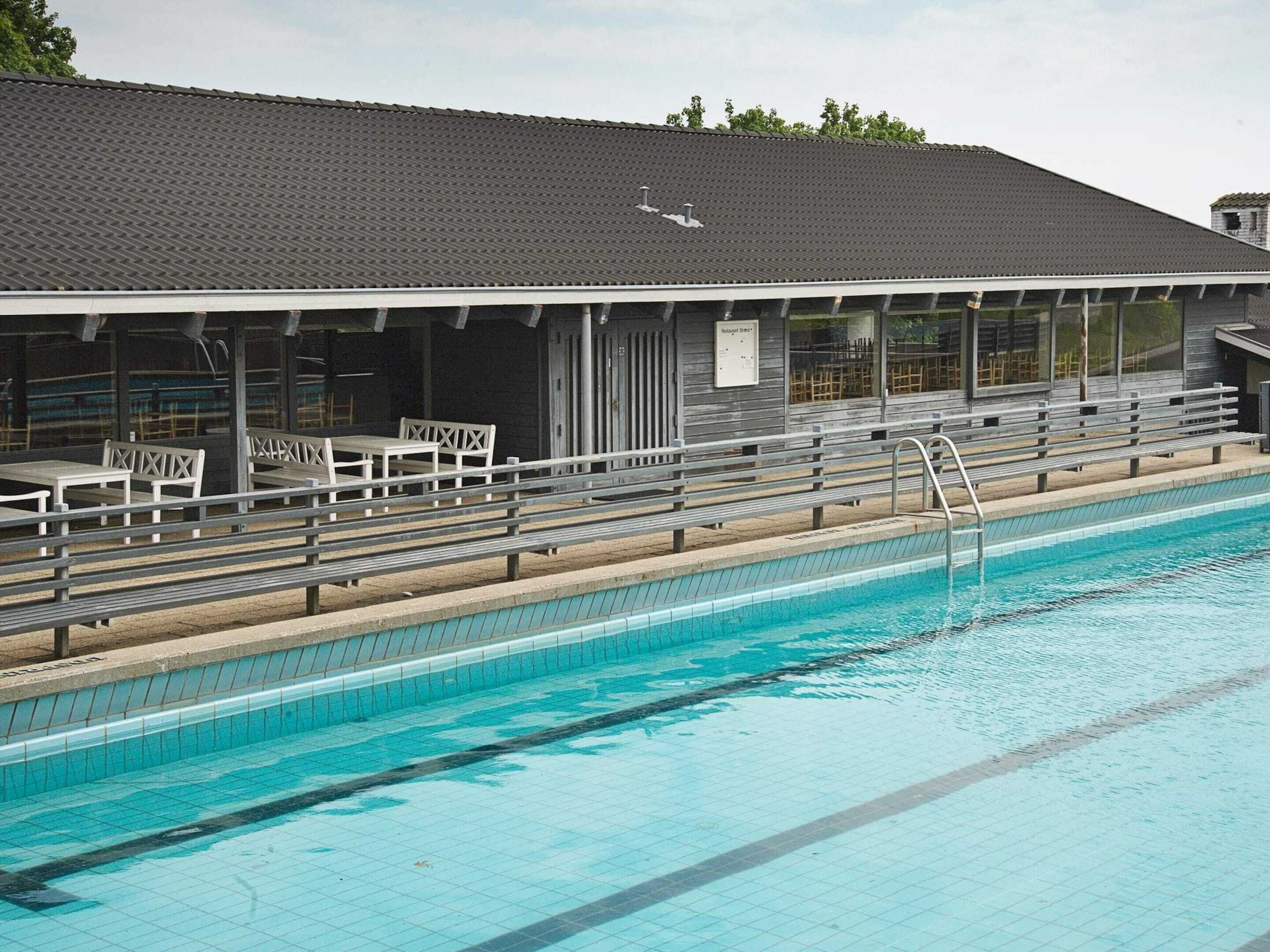 Casa | Piscina | Una piscina al aire libre