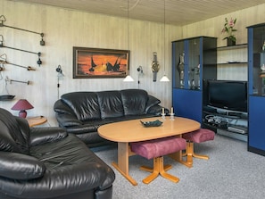 3 bedrooms