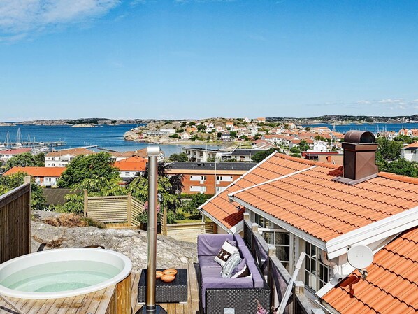 House | Spa treatment