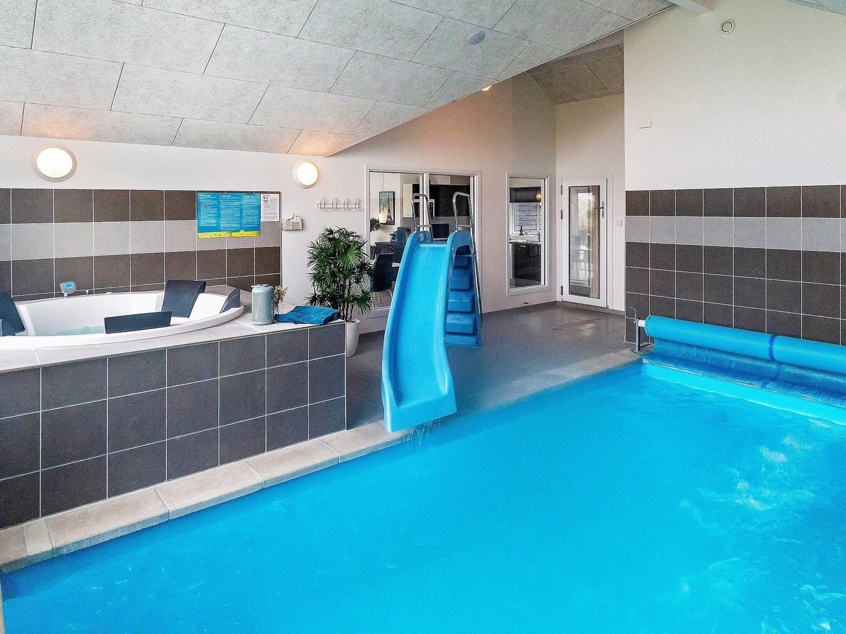 House | Pool | Indoor pool, outdoor pool