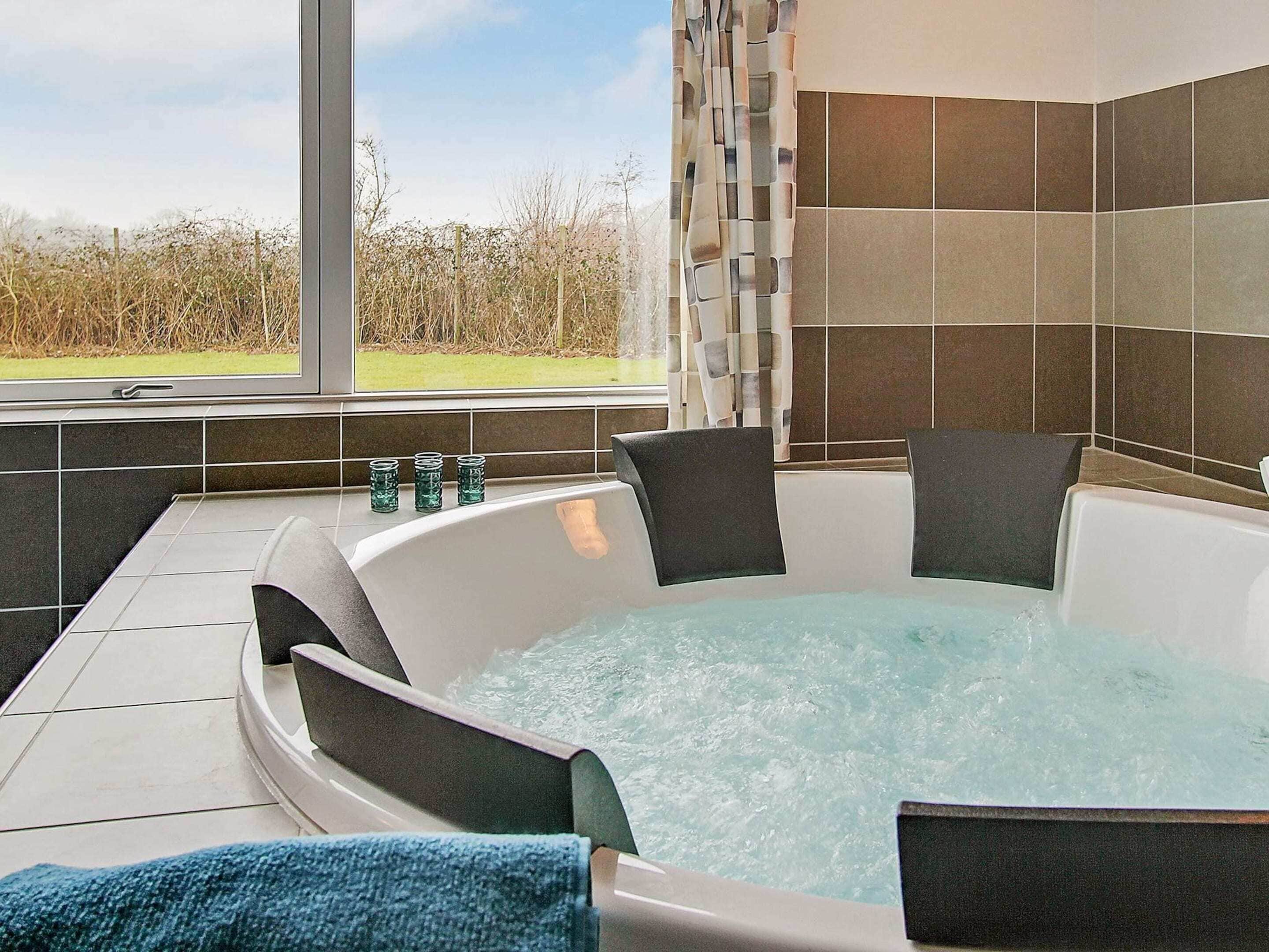 House | Spa treatment
