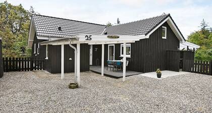 Luxurious Holiday Home in Hadsund with Hot Tub