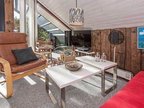 House | Living area - Quaint Holiday Home in Norre Nebel near Sea (Norre Nebel)