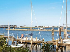 House | Marina