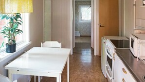 2 bedrooms - 4 Person Holiday Home in Vinninga (Vinninga)