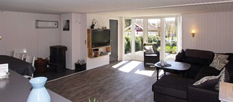 6 Person Holiday Home in Hemmet-by Traum