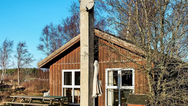 Exterior - Charming Holiday Home in Laeso Denmark With Terrace (Læsø)