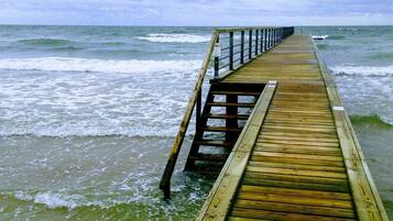 House | Water view