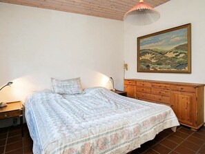 3 Schlafzimmer, Babybetten