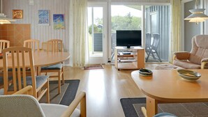 Living room - Peaceful Holiday Home in Hemmet With Terrace (Hemmet)