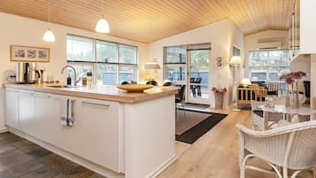 Hus | Eget kök | Barnstol