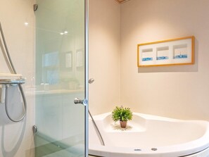 House | Bathroom