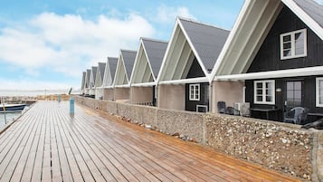 House | Lake view