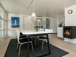 Dining - Luxurious Holiday Home in Blavand With Private Swimming Pool (Blavand)
