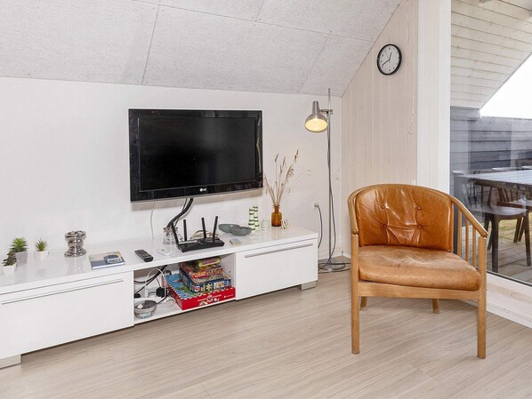 Maison | Coin séjour | Cheminée