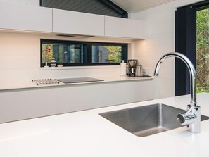 House | Private kitchen | Cookware/dishes/utensils - 5 Star Holiday Home in Glesborg (Glesborg)