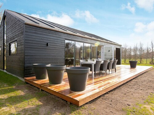 Charming Holiday Home With Private Whirlpool at Jutland