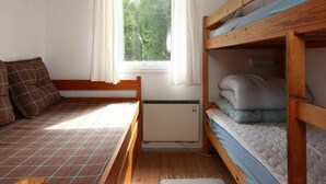 3 bedrooms, cribs/infant beds, individually furnished