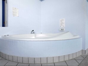 House | Spa treatment