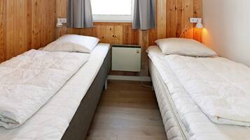 House | 5 bedrooms, individually furnished