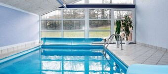 10 Person Holiday Home in Hadsund-by Traum