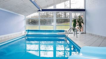 Hus | Pool | Indendørs pool, udendørs pool