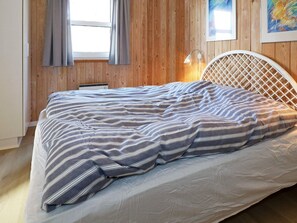 5 bedrooms, individually furnished - 5 Star Holiday Home in Hadsund (Hadsund)