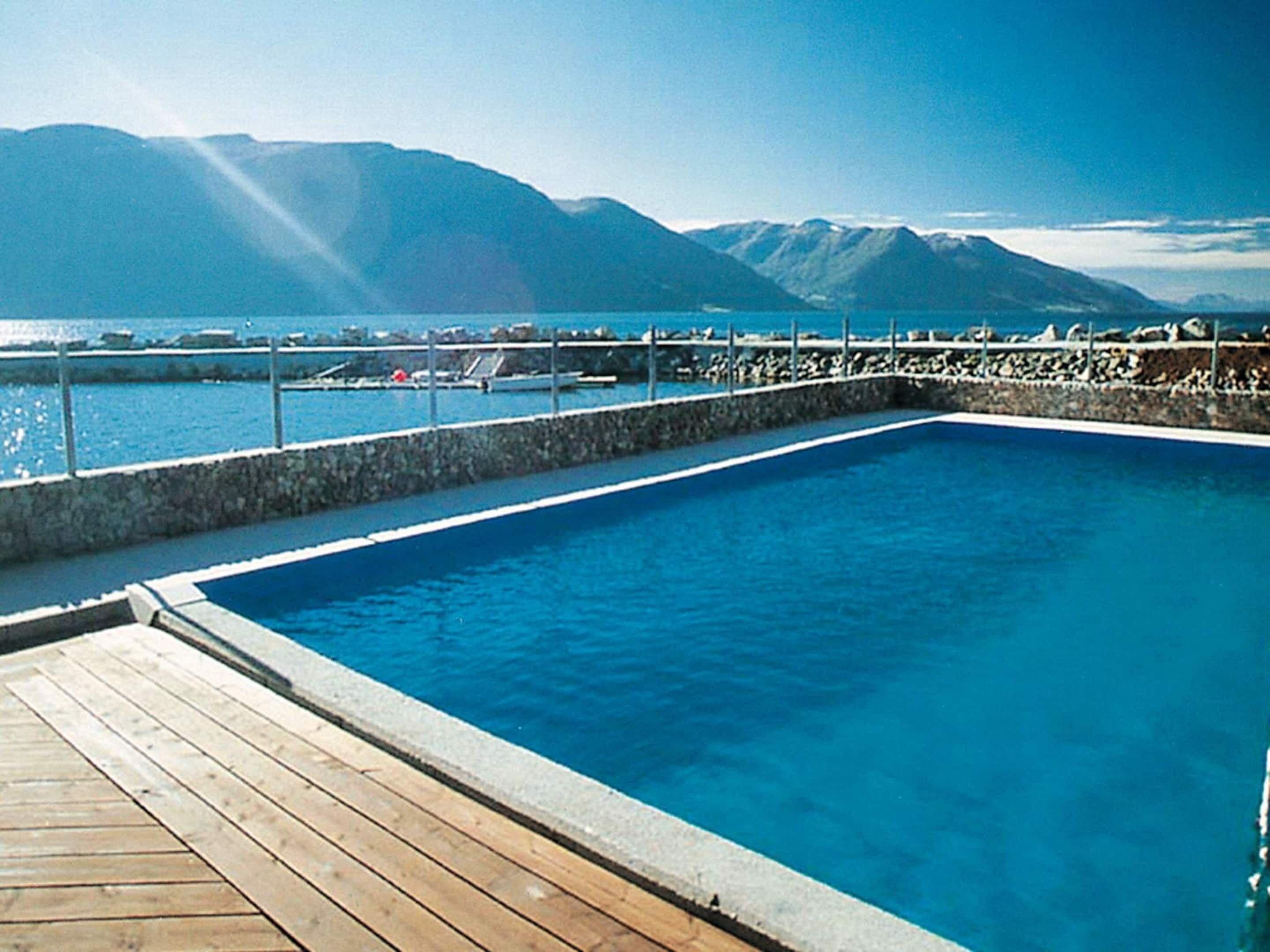 Apartment | Pool | Outdoor pool