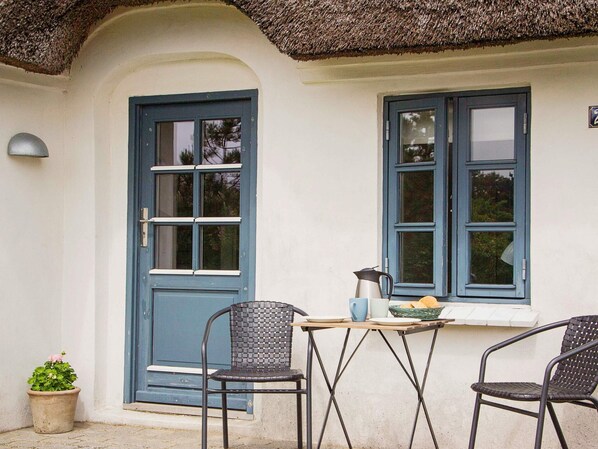 House | Outdoor dining