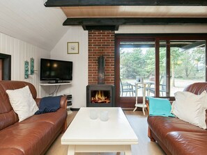 Casa | Sala de estar | DVD player, dock para MP3