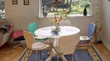 House | Dining