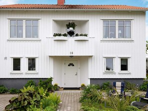 House | Exterior - 2 Person Holiday Home in Lysekil (Lysekil)