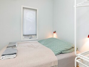2 bedrooms