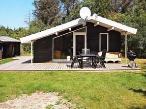 House | Exterior - 4 Person Holiday Home in Lokken (Lokken)