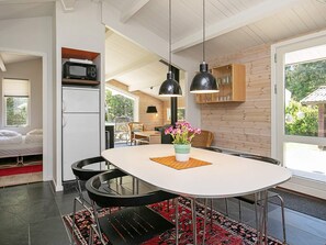 House | Dining - 4 Person Holiday Home in Lokken (Lokken)