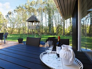 Balcony - Quaint Holiday Home in Løkken Jutland With Swimming Pool (Lokken)
