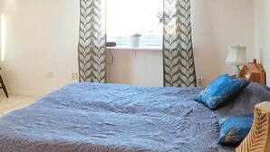 3 bedrooms, individually furnished - 6 Person Holiday Home in Sörsjön (Sörsjön)